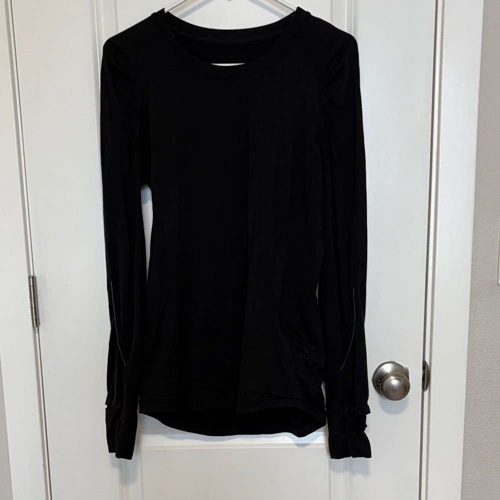 lululemon athletica Black Long-Sleeve
